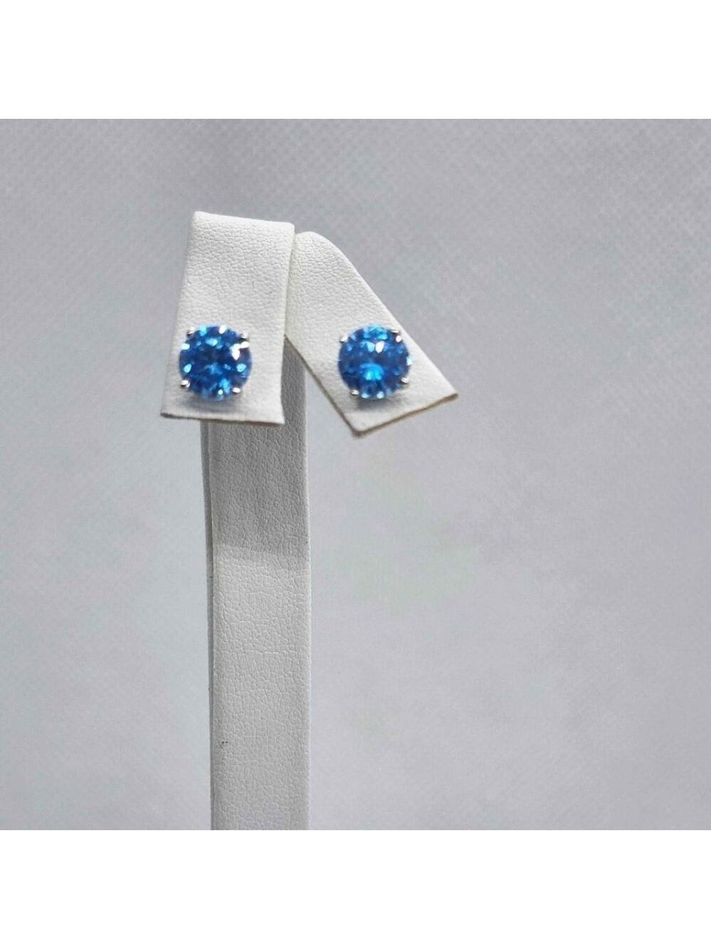 NEW Sterling Silver 925 Baby Blue GemStone Studs - Earrings